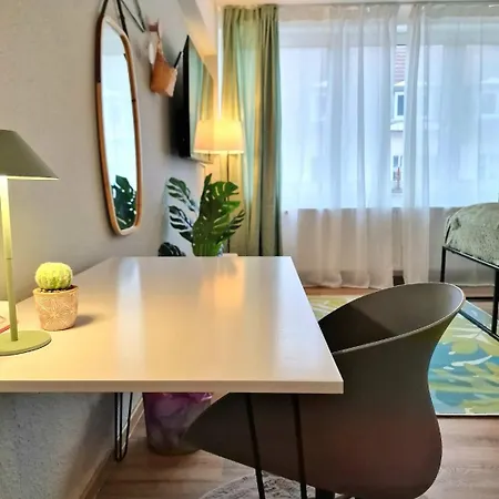 Light Jungle - Innenstadt Fuer 7 Grill Balkon Netflix Waschtrockner Giessen Exterior photo