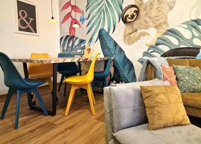 Light Jungle - Innenstadt Fuer 7 Grill Balkon Netflix Waschtrockner