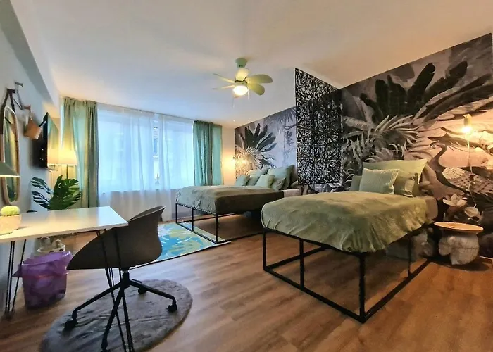 Light Jungle - Innenstadt Fuer 7 Grill Balkon Netflix Waschtrockner