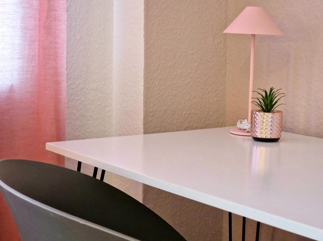 Light Jungle - Innenstadt Fuer 7 Grill Balkon Netflix Waschtrockner Apartment Giessen